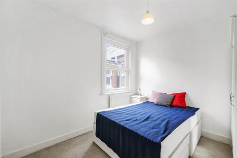 1 bedroom flat for sale - St. Andrews Road, Willesden Green