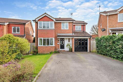 5 bedroom detached house for sale, Creve Coeur Close, Bearsted, Maidstone