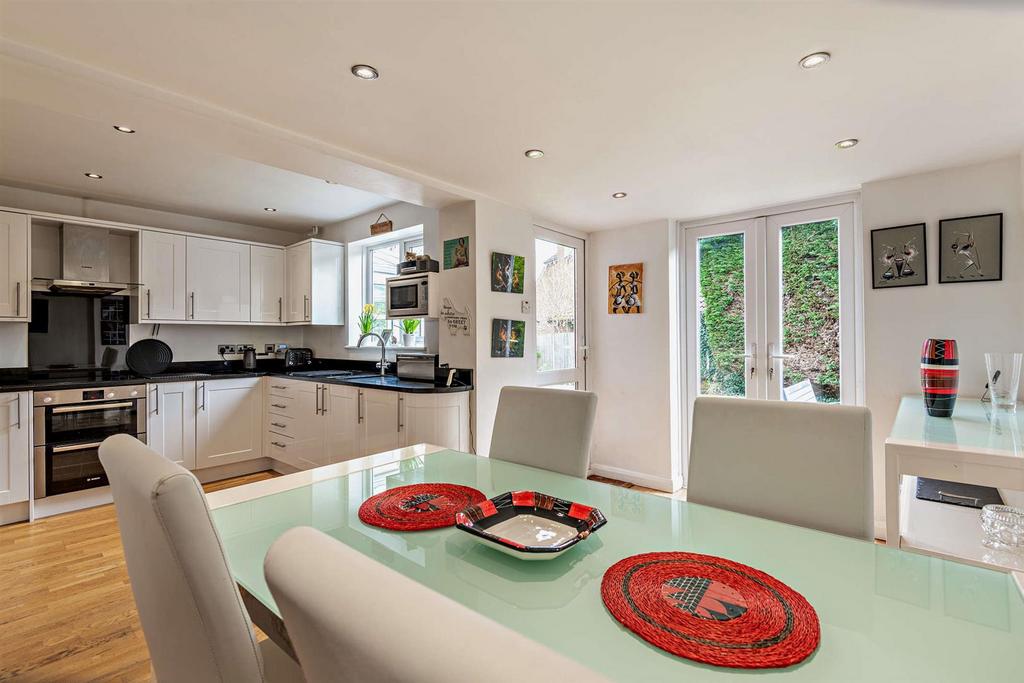8589401-interior22-800.jpg