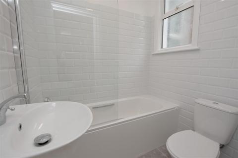 1c Vant Road, London, SW17 8TH