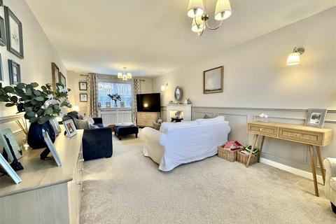 4 bedroom detached house for sale - Edmunds Way, Cinderford GL14