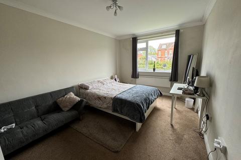 2 bedroom flat for sale, 1 Carbery Avenue, Bournemouth BH6