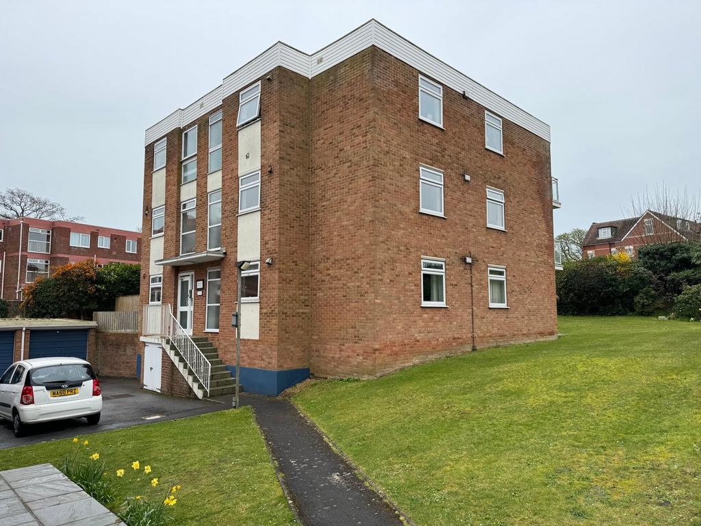 1 Carbery Avenue, Bournemouth BH6 2 bed flat for sale £259,950