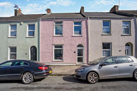 4 bedroom terraced house for sale, Gwyther Street, Pembroke Dock, SA72