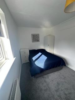 1 bedroom in a house share to rent, 75 Alton Road, Bournemouth, BH10