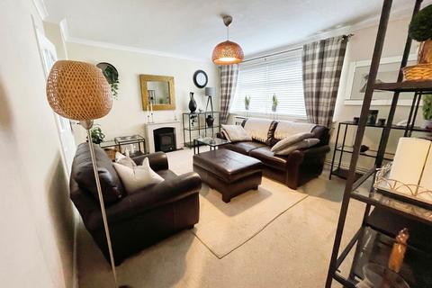 2 bedroom maisonette for sale - Whittington Close, West Bromwich, Birmingham, B71