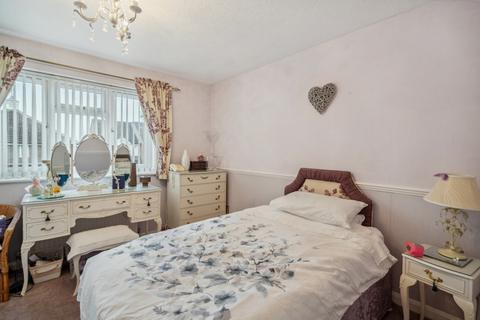 31 Martindale, Iver, SL0 0HY