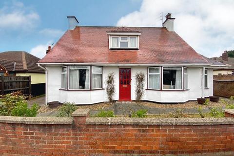 3 bedroom detached bungalow for sale, Normanston Drive, Oulton Broad, Lowestoft, Suffolk, NR32