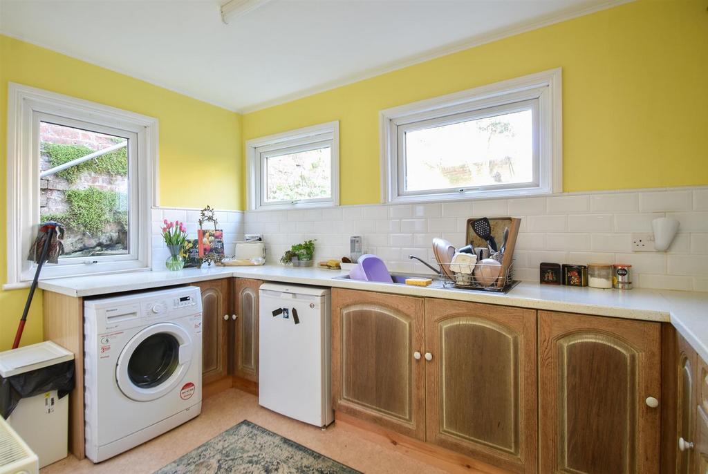 Communal kitchen