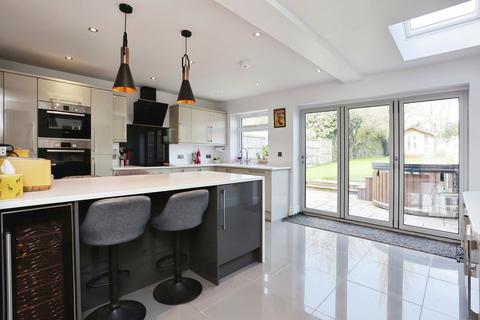 4 bedroom semi-detached house for sale, Cliffe Road, Grantham NG31