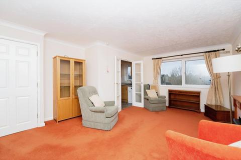 2 bedroom flat for sale, Wood Lane, Ruislip HA4