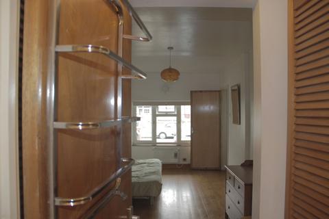 undefined, LONDON  NW9