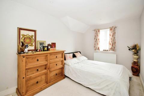 3 bedroom semi-detached house to rent - Potager Place Beddington CR0