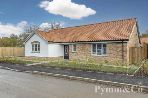 3 bedroom detached bungalow for sale, Kingfisher Way, Norwich NR14