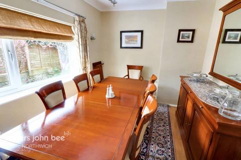 8 Chapel Close, Comberbach, Northwich, CW9 6BA