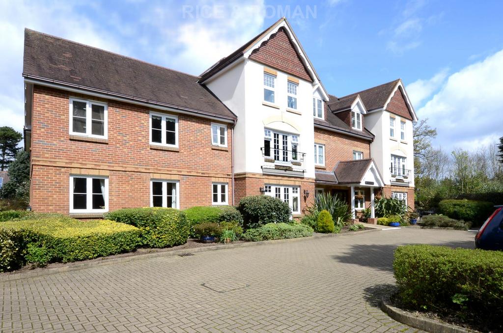 Epsom Road, Leatherhead KT22 2 bed retirement property for sale £350,000
