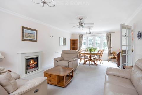 2 bedroom retirement property for sale, Epsom Road, Leatherhead KT22