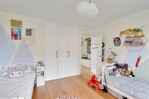 4 Michaels Close, London, SE13 5BP
