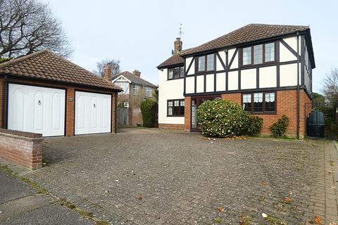 4 bedroom detached house for sale, West Mersea, CO5 8AW