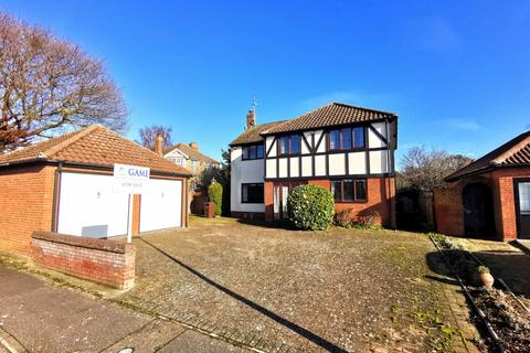 4 bedroom detached house for sale, West Mersea, CO5 8AW