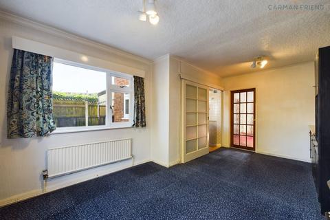 3 bedroom semi-detached house for sale - Coniston Road, Newton, CH2