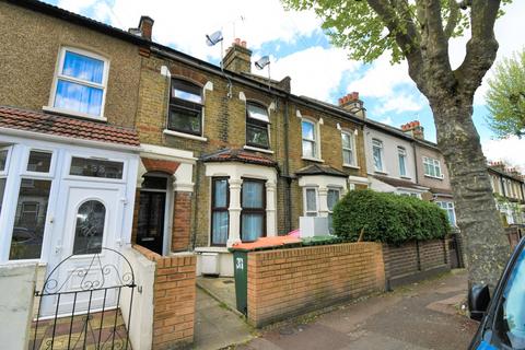 1 bedroom flat to rent, Creighton Avenue, London, E6