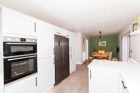 19 Hawke Brook Close, Bolsover, Chesterfield, S44 6GD