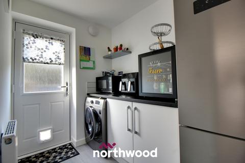 37 Northfield Drive, Thorne, Doncaster, DN8 4FG
