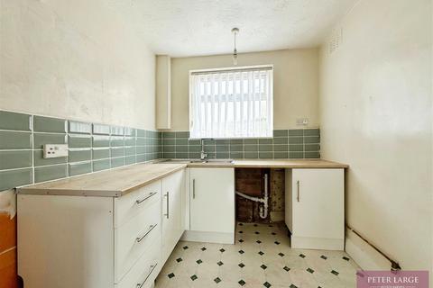 3 bedroom semi-detached house for sale - 8 Edgbaston Road, Rhyl, LL18 3UP
