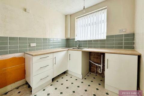 3 bedroom semi-detached house for sale - 8 Edgbaston Road, Rhyl, LL18 3UP