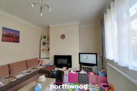2 bedroom terraced house to rent, Chester Road, Doncaster DN2