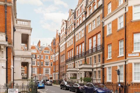 2 bedroom flat for sale, Balfour Place, Mayfair, London, W1K