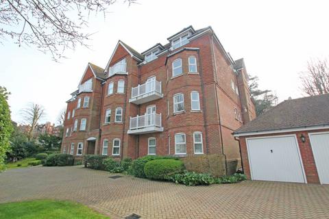 2 bedroom flat for sale, Silverdale Road, Eastbourne, BN20 7EY