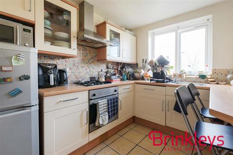 1 bedroom apartment for sale, Innes Gardens, Putney Heath, Putney