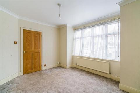5 Denham Way, Denham, Uxbridge, UB9 5AX