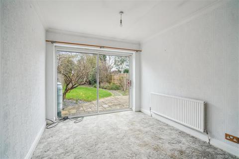 5 Denham Way, Denham, Uxbridge, UB9 5AX