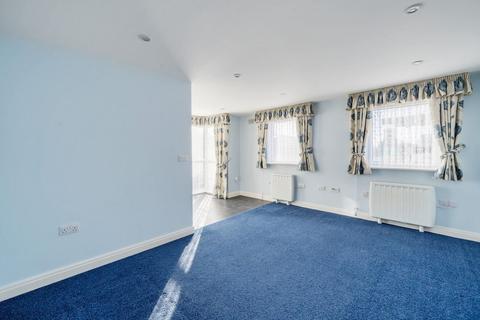 2 bedroom flat to rent - Wellingtonia Gardens, Gloucester, GL4 3BZ