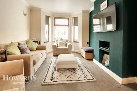 3 bedroom terraced house for sale, Norfolk Street, Lowestoft