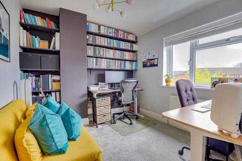 27 Ardler Road, Caversham, Reading, RG4 5AE