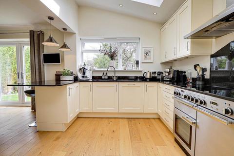 27 Ardler Road, Caversham, Reading, RG4 5AE