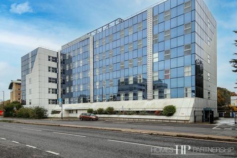 1 bedroom flat for sale - First Choice House London Road, Crawley RH10