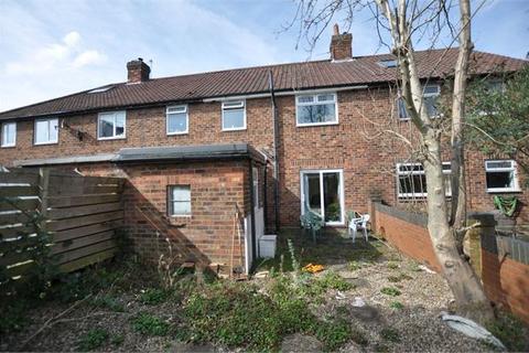 4 bedroom terraced house for sale, Tang Hall Lane, York YO31