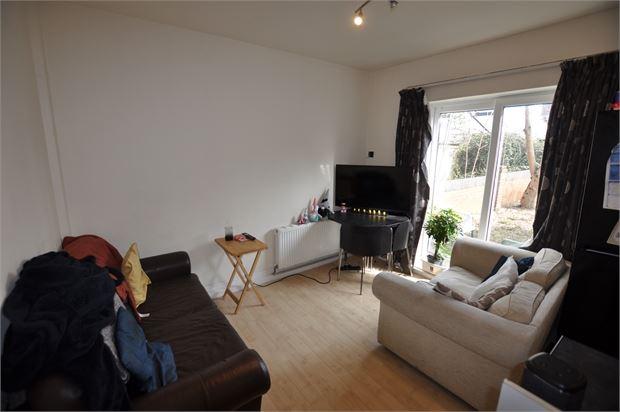Sitting/Dining Area