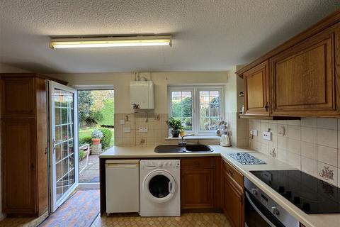 2 bedroom end of terrace house for sale - Marden, Kent