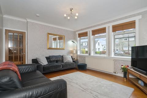 38/2 Silverknowes Crescent, Edinburgh, EH4 5JB
