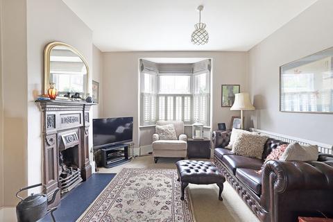 2 bedroom end of terrace house for sale, Trent Road, Buckhurst Hill, IG9