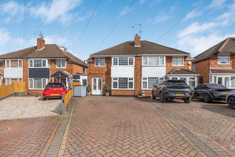 3 bedroom semi-detached house for sale, Quinton Close, Solihull, West Midlands, B92