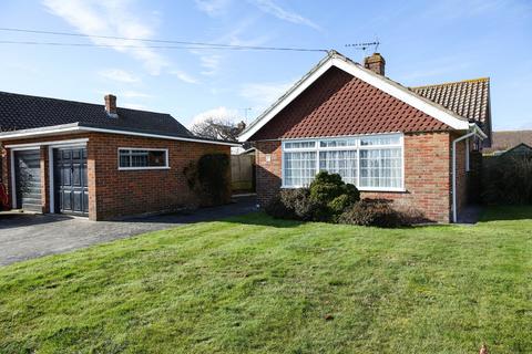 2 bedroom bungalow for sale - Peterhouse Close, West Meads