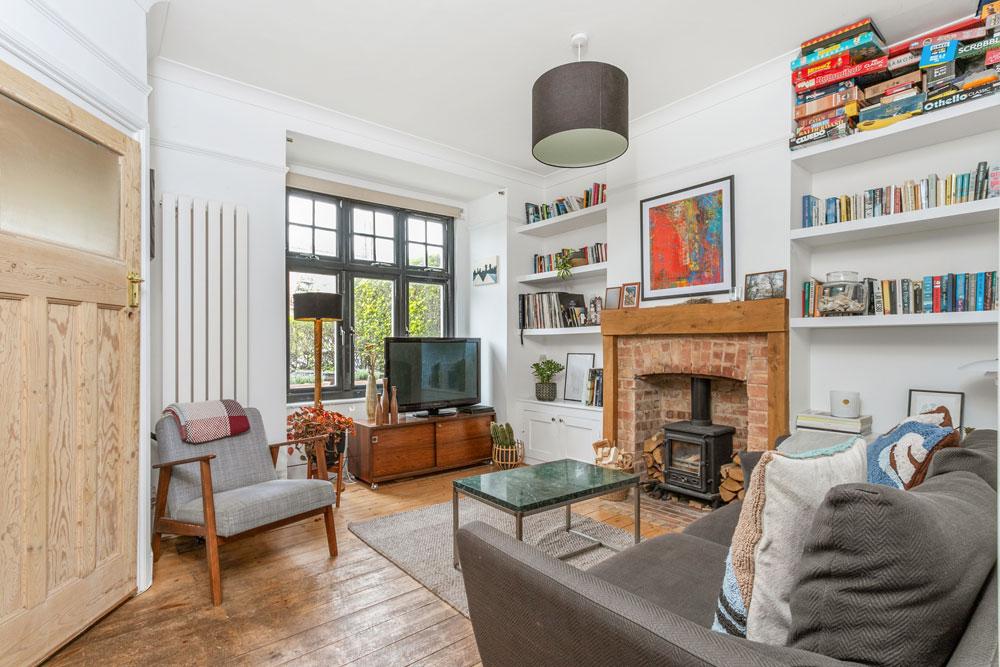 Forest Road, London E11 3 bed terraced house for sale £750,000