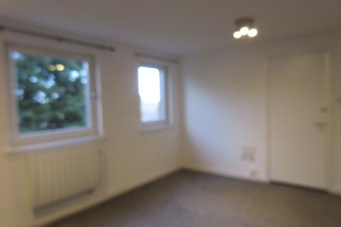 1 bedroom flat to rent, Thirlestane Place, Dundee, DD4